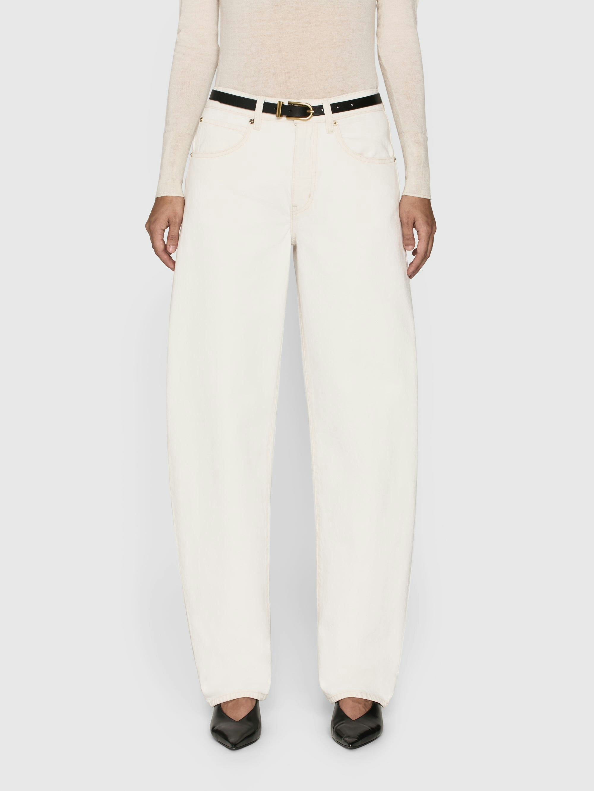 jeans front image alt:hover primary image override